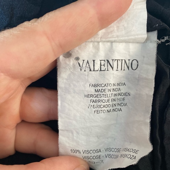 RED Valentino Black ruffled shirtsleeve blouse - Picture 7 of 7